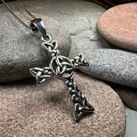 Load image into Gallery viewer, Trinity Knot Celtic Cross Necklace
