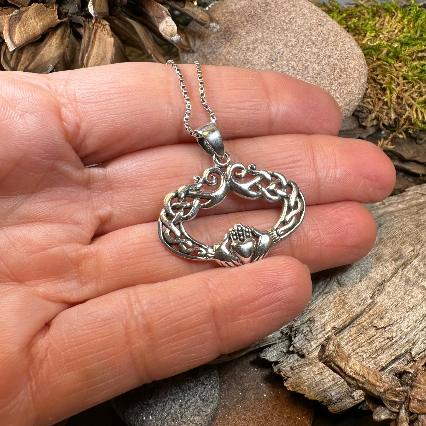 Claddagh Celtic Lace Necklace — view 3