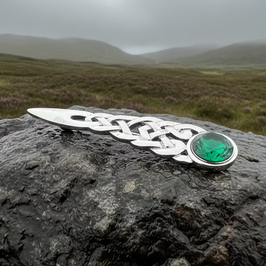 Overton Celtic Knot Kilt Pin