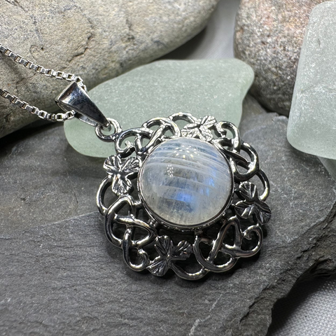 Load image into Gallery viewer, Elana Shamrock Moonstone Necklace
