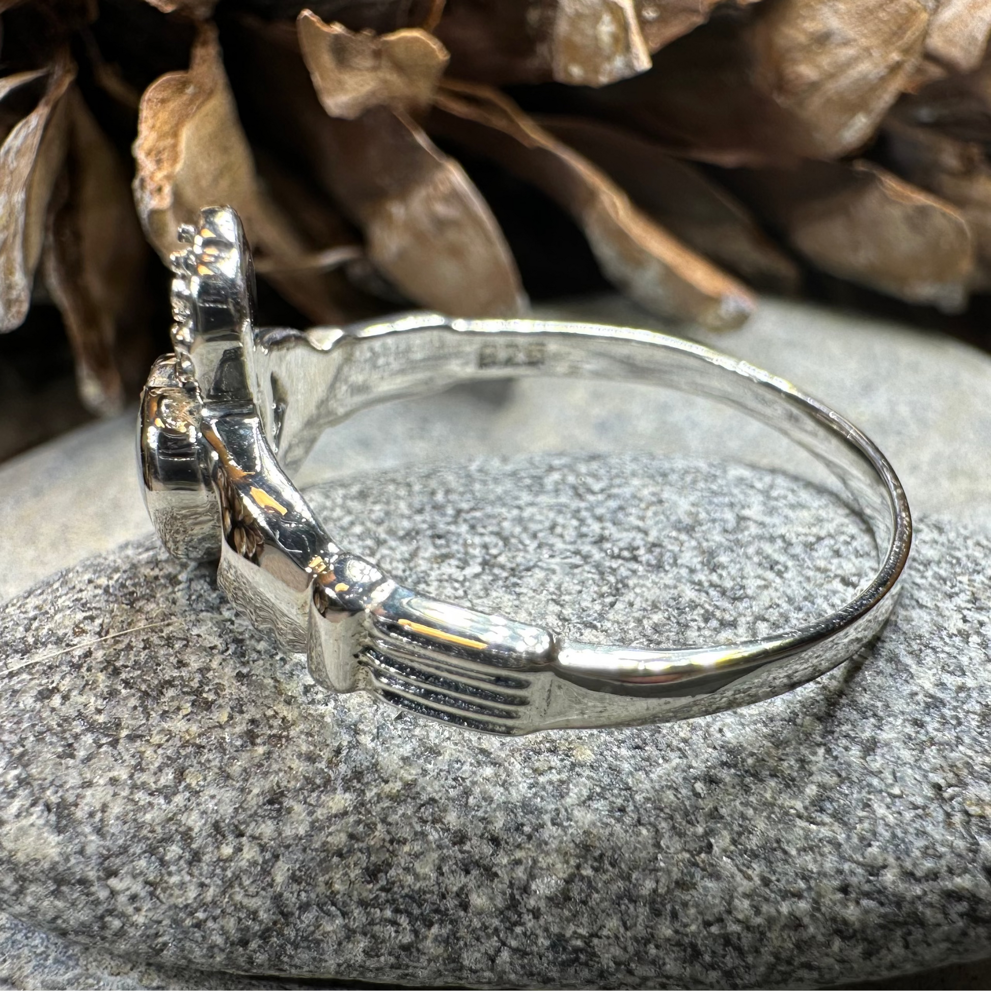 Aurora Irish Claddagh Ring with Mother of Pearl — view 7