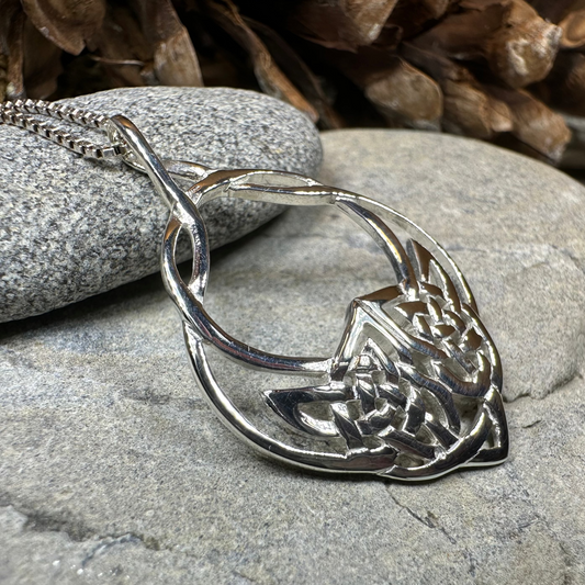 Lira Celtic Knot Necklace