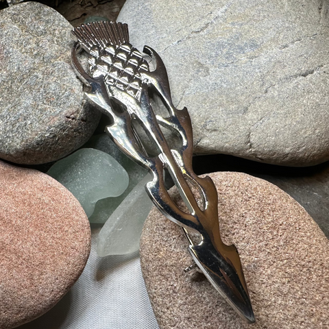 Load image into Gallery viewer, Classic Scottish Thistle Kilt Pin
