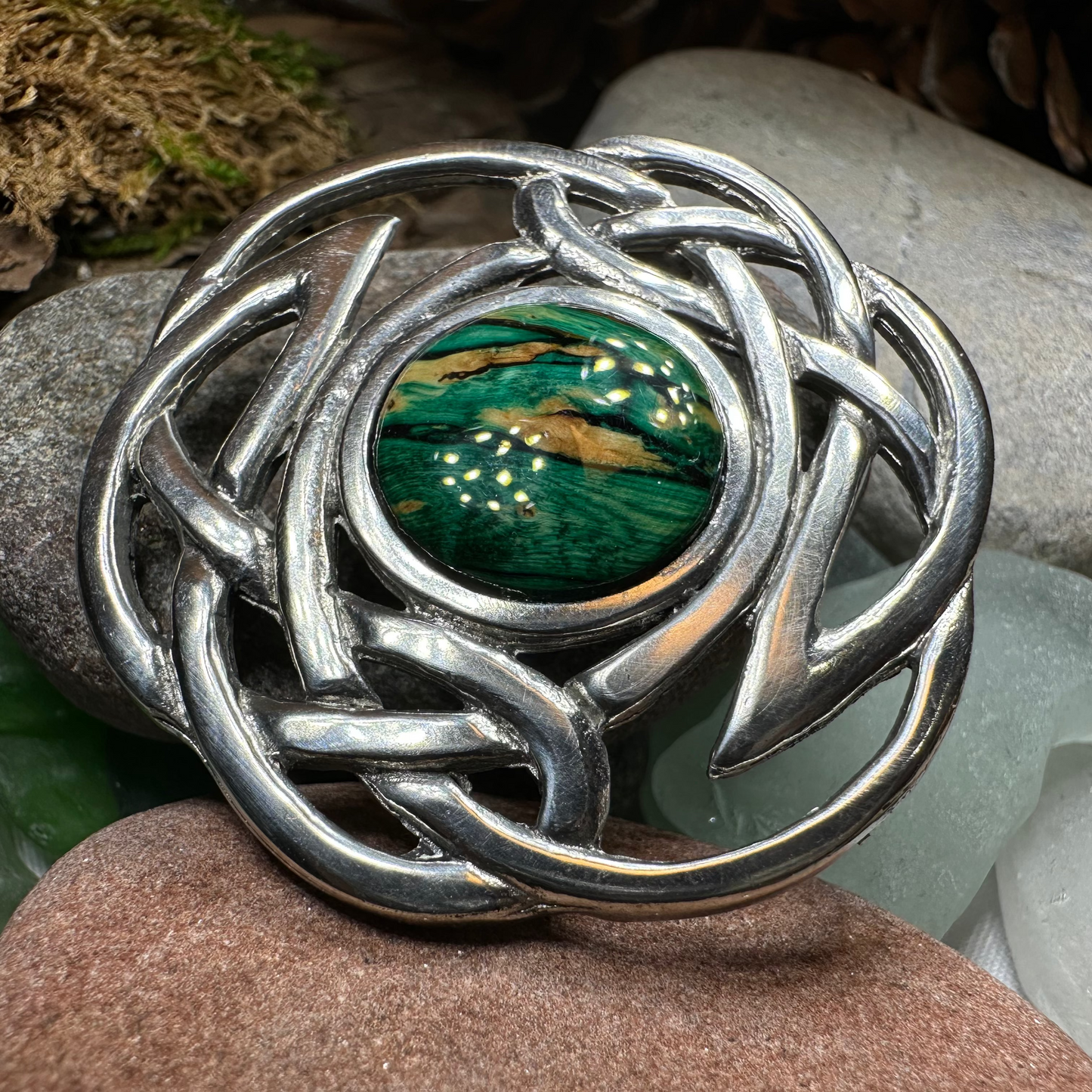 Elegant Heathergems Celtic Knot Brooch - Handmade in Scotland — view 5