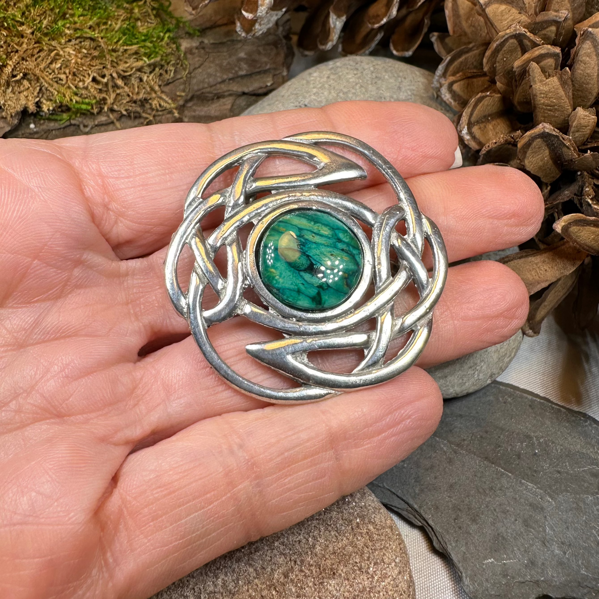 Elegant Heathergems Celtic Knot Brooch - Handmade in Scotland — view 6