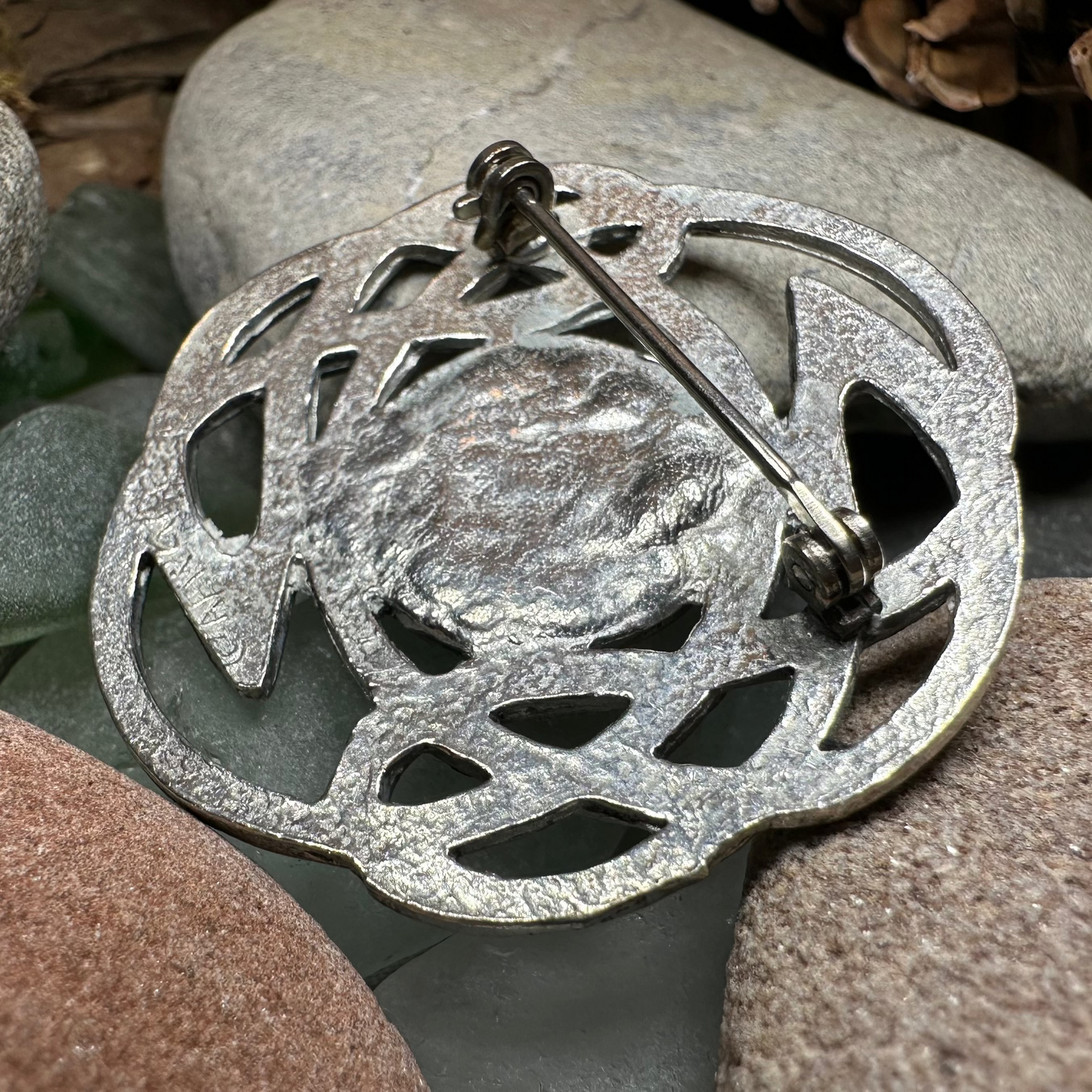 Elegant Heathergems Celtic Knot Brooch - Handmade in Scotland — view 10