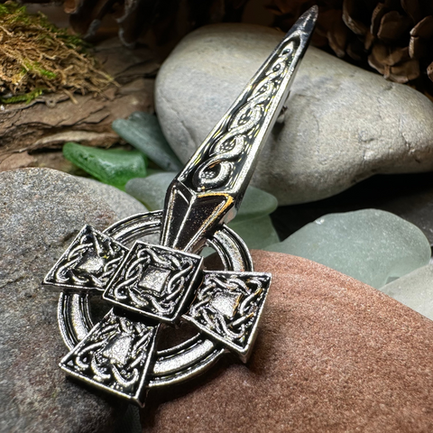 Load image into Gallery viewer, Classic Celtic Cross Kilt Pin
