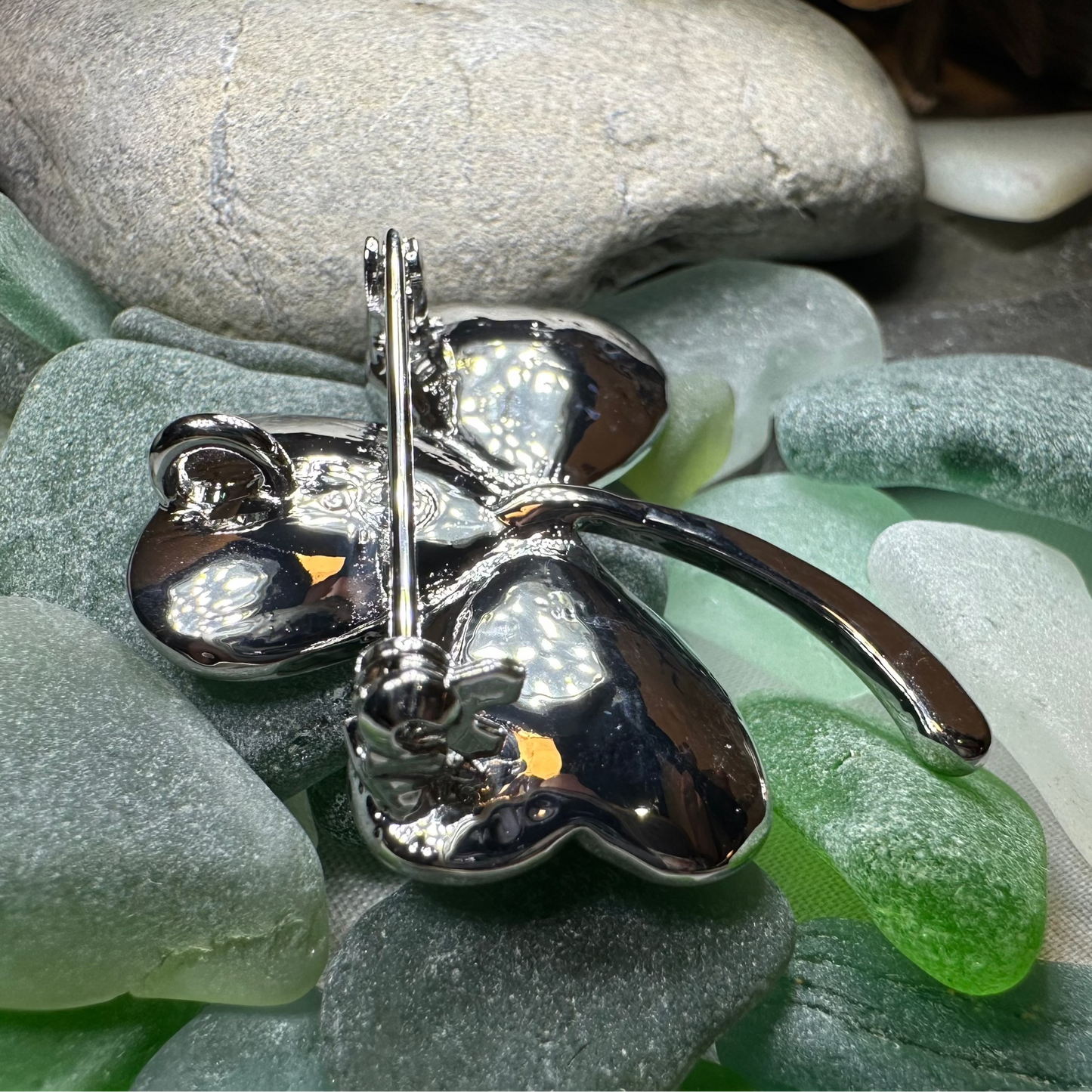 Ireland Shamrock Brooch in Pewter