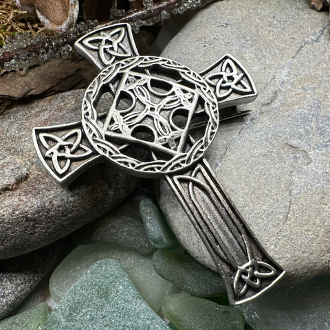 Load image into Gallery viewer, Antique Celtic Cross Brooch
