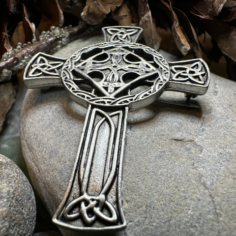 Load image into Gallery viewer, Antique Celtic Cross Brooch
