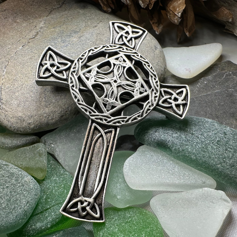 Load image into Gallery viewer, Antique Celtic Cross Brooch
