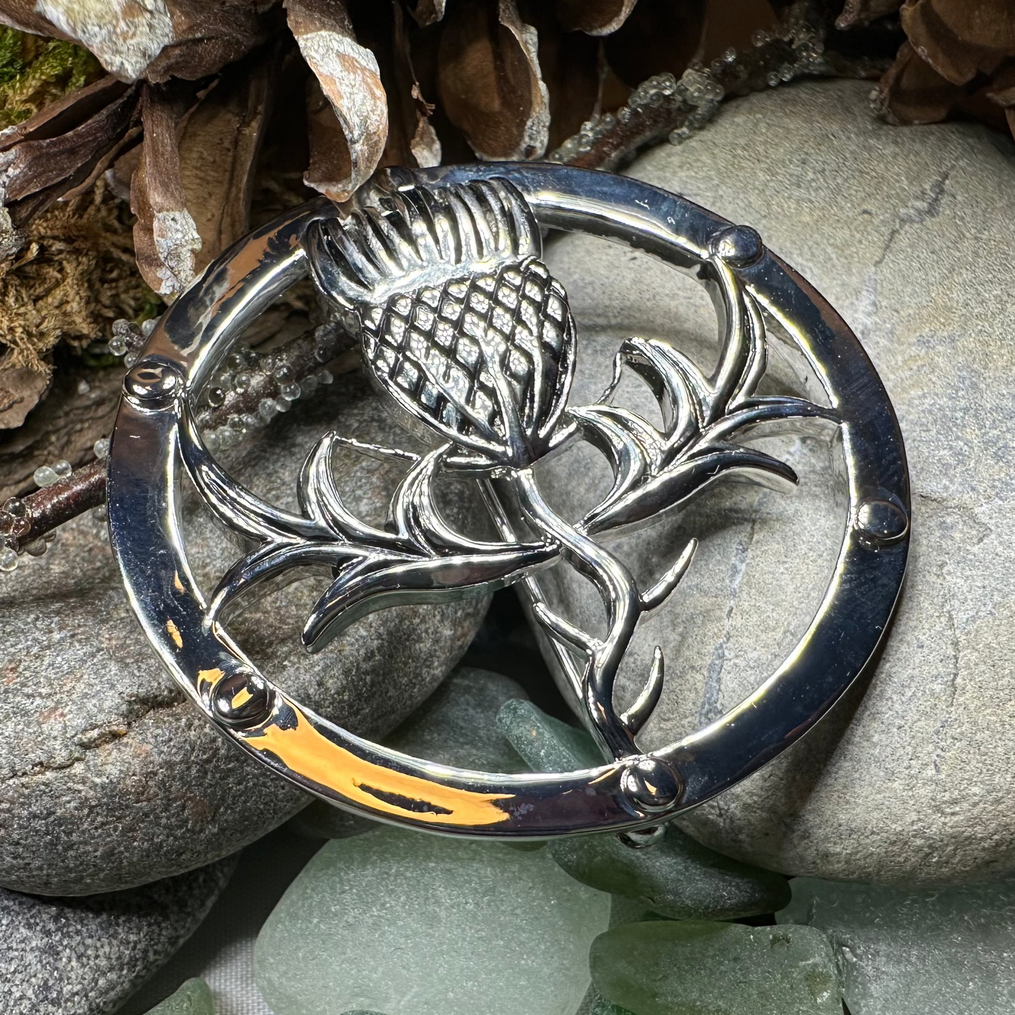 Orecchini a bottone Triskelion in argento sterling 925 fatti a mano – Design a spirale celtica, gioielli minimalisti da 10 mm TNA125 - Italia Orecchini a bottone Triskelion in argento sterling 925 fatti a mano – Design a spirale celtica, gioielli minimalisti da 10 mm TNA125 - Italia