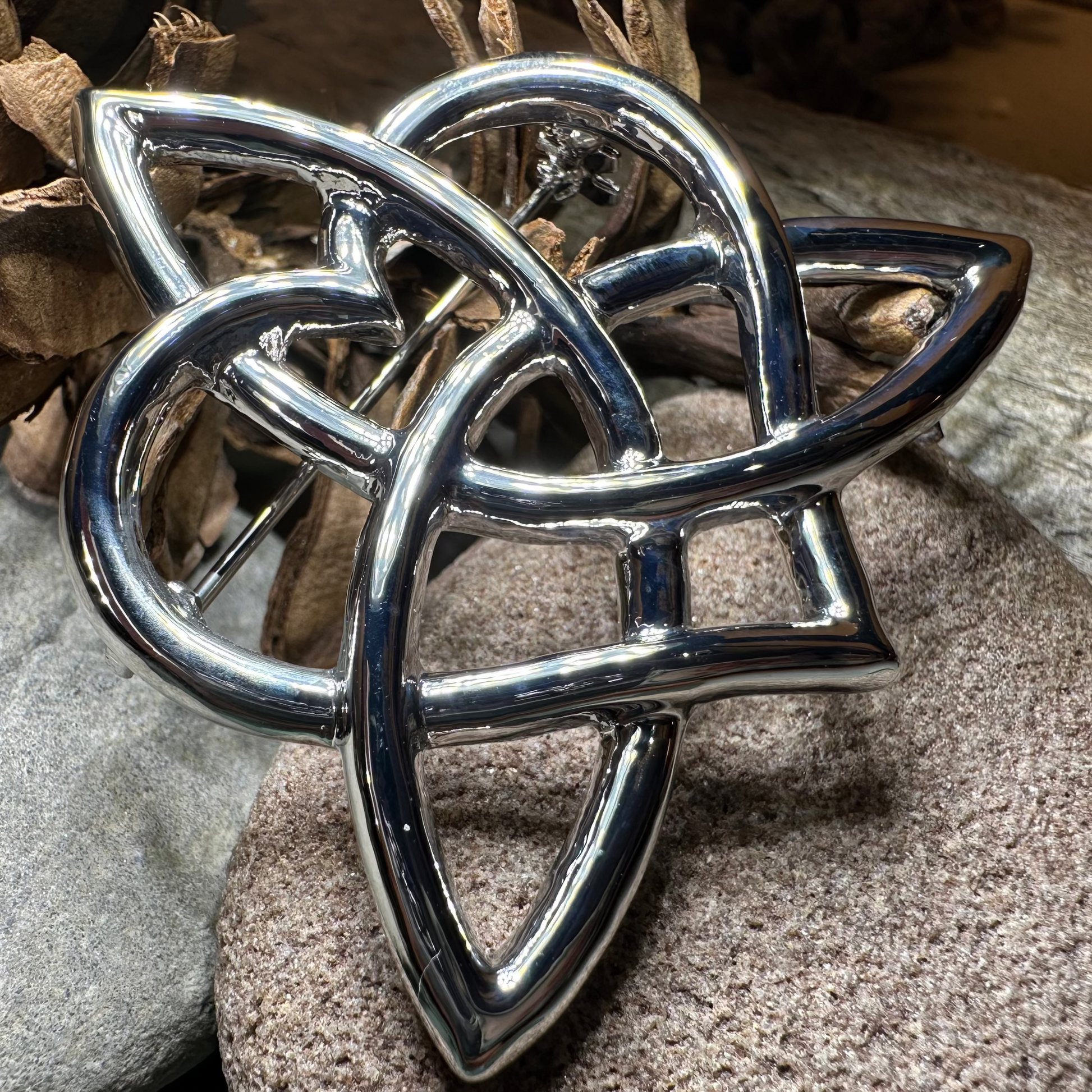 Celtic Love Knot Brooch in Pewter — view 6