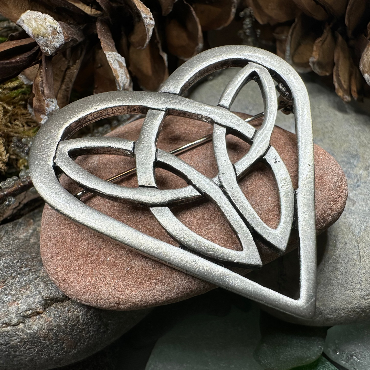 Everheart Celtic Heart Brooch in Pewter — view 10