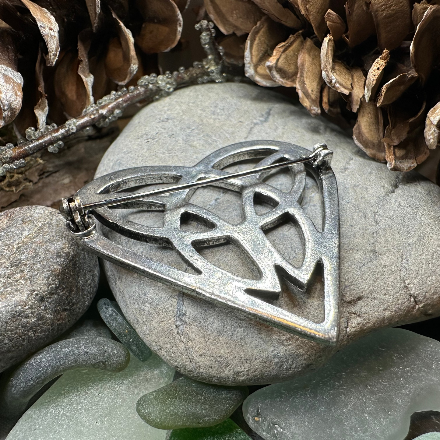 Everheart Celtic Heart Brooch in Pewter — view 5