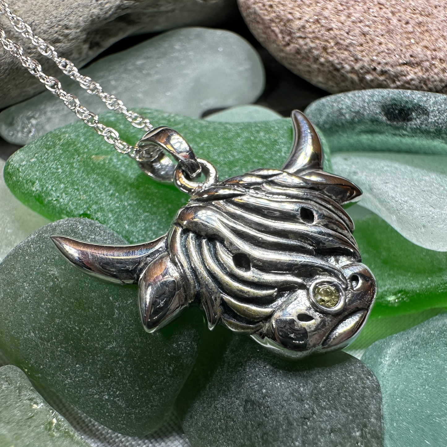 Kinross Scottish Highland Cow Necklace in Sterling Silver