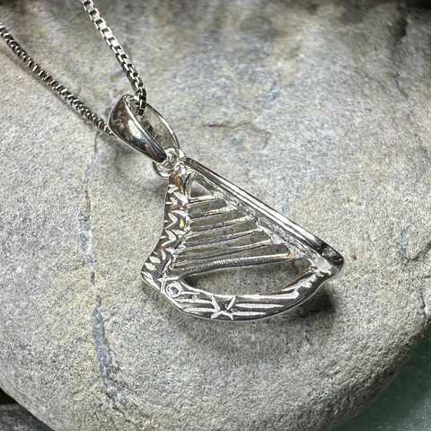 Load image into Gallery viewer, Petite Irish Harp Necklace
