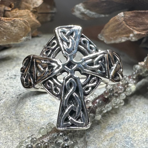 Load image into Gallery viewer, Classic Celtic Cross Ring
