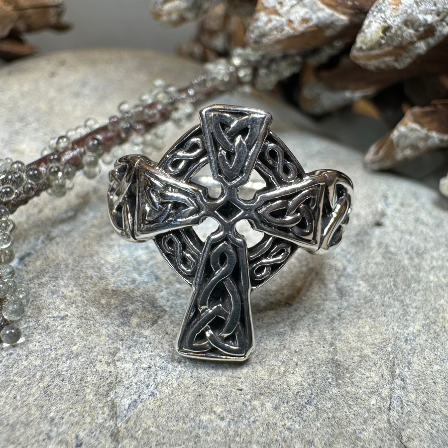 Classic Celtic Cross Ring