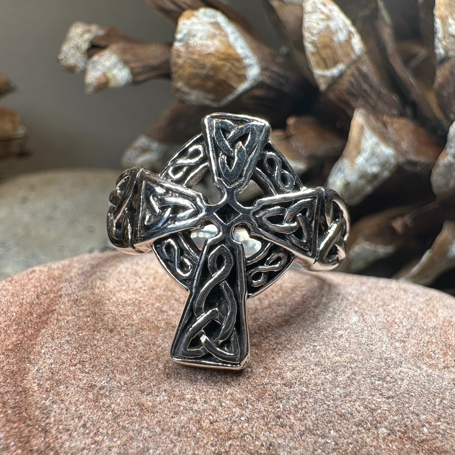 Classic Celtic Cross Ring