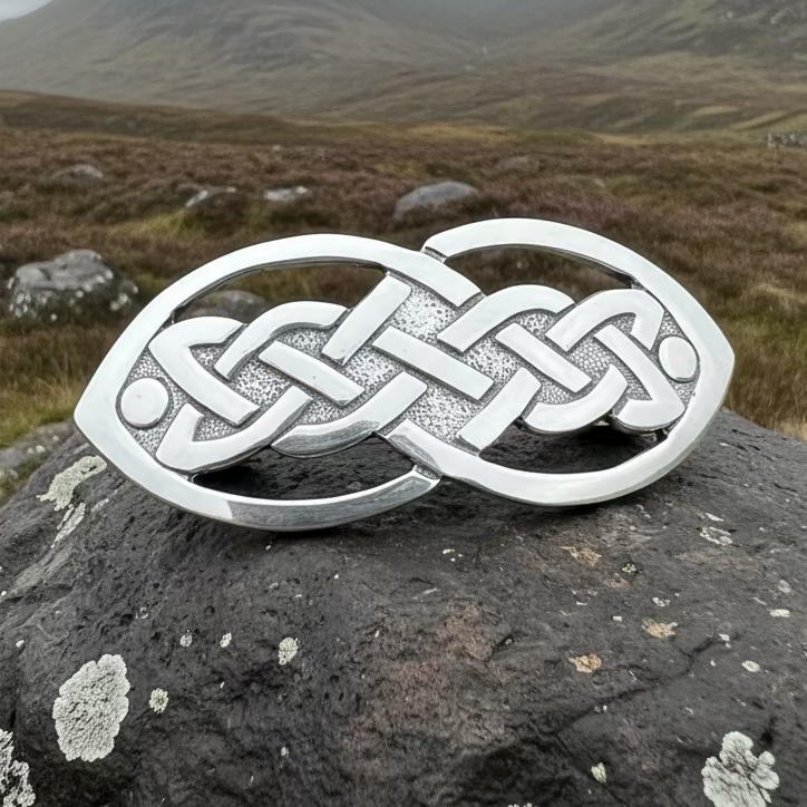 Amity Celtic Knot Hair Clip for Women