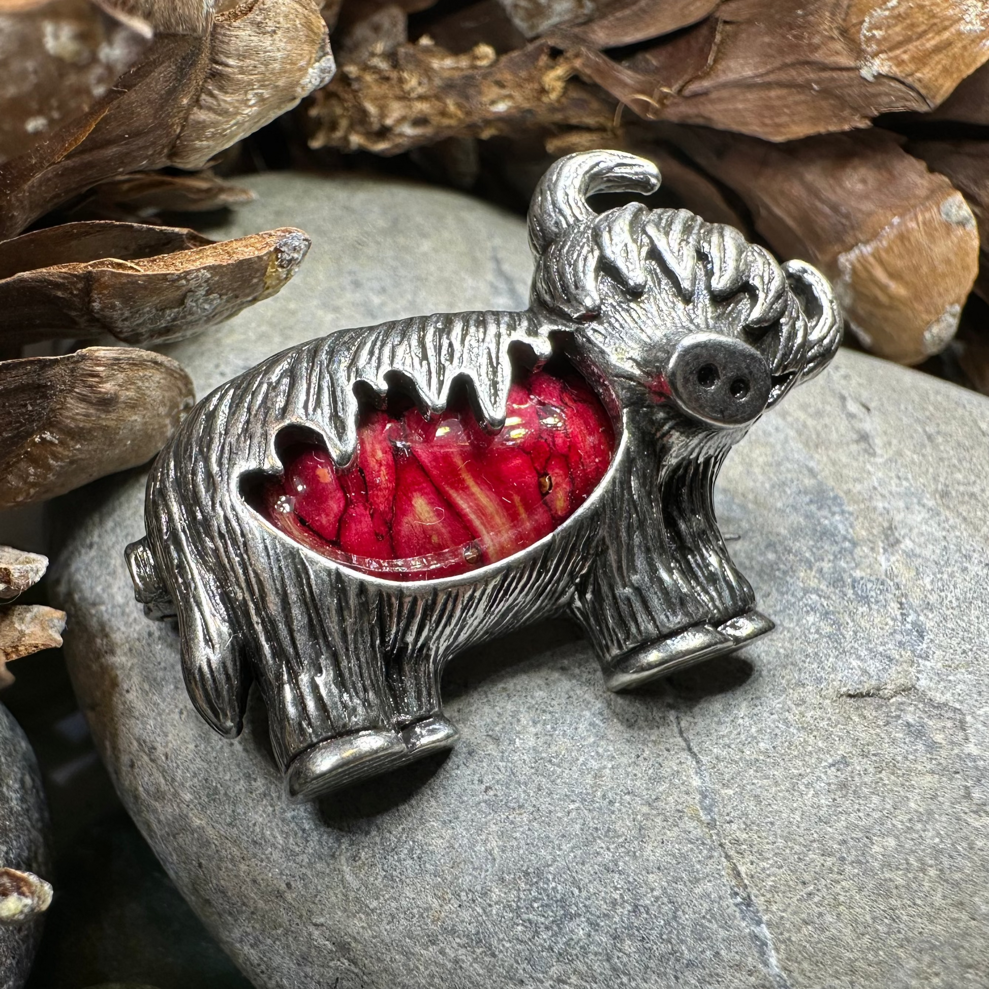 Heathergems Highland Cow Brooch - Handmade in Scotland — view 6