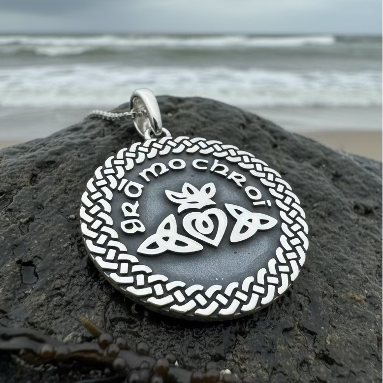 Irish Gaelic Gra Mo Chroi Necklace in Sterling Silver