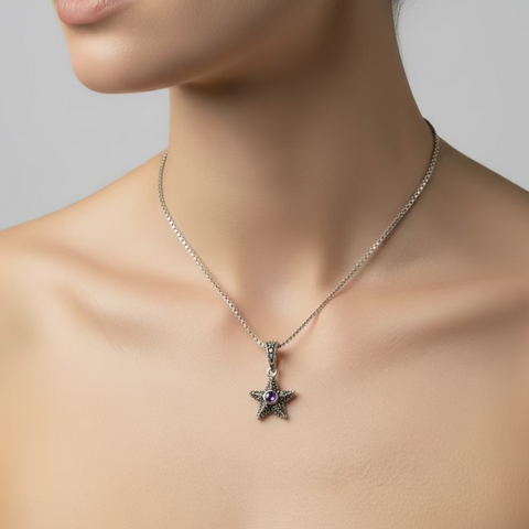 Load image into Gallery viewer, Oceandancer Starfish Necklace
