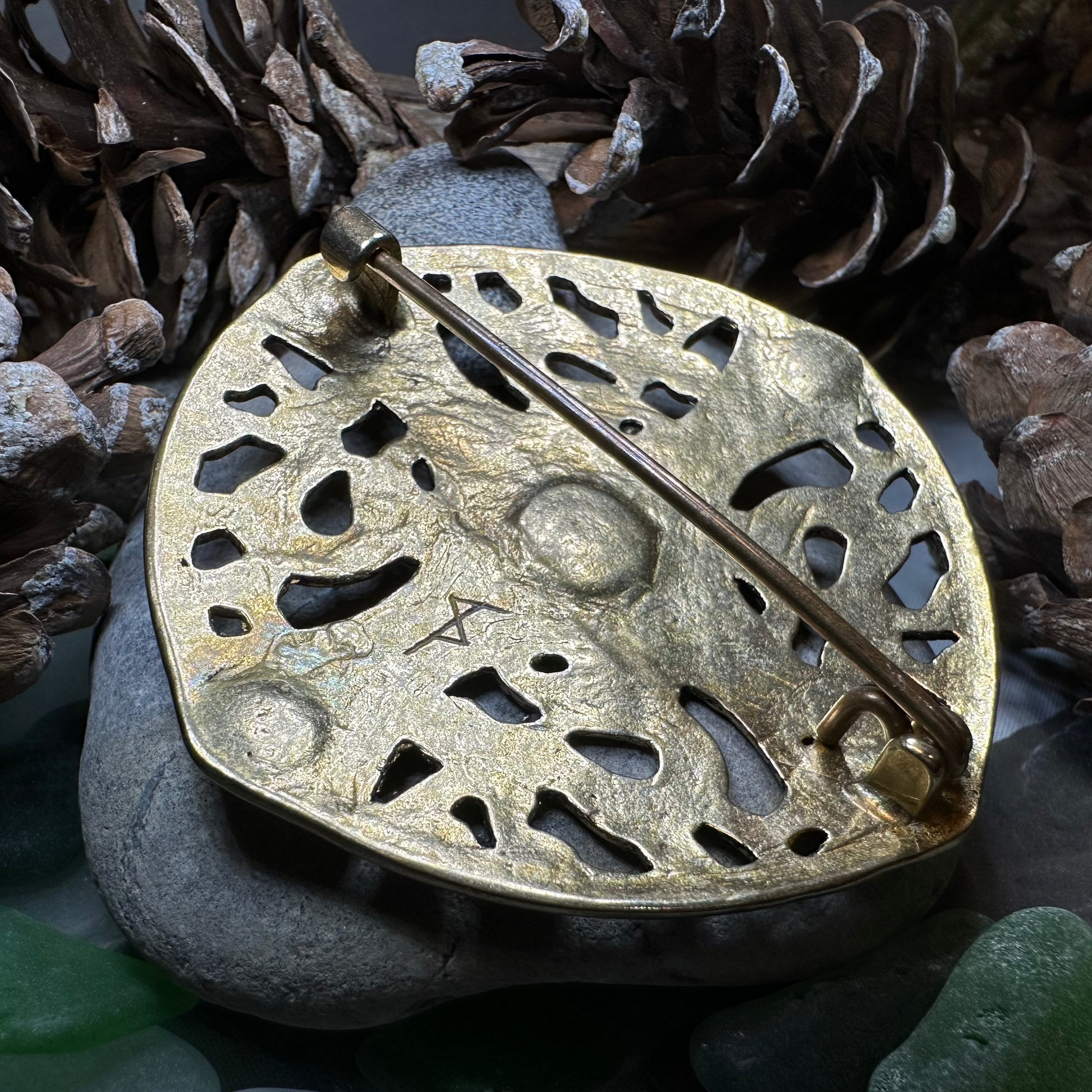 Large Anglo Saxon Flintshire Brooch - Bronze Historical Reproduction Pin — view 7