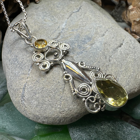 Load image into Gallery viewer, Rising Goddess Necklace
