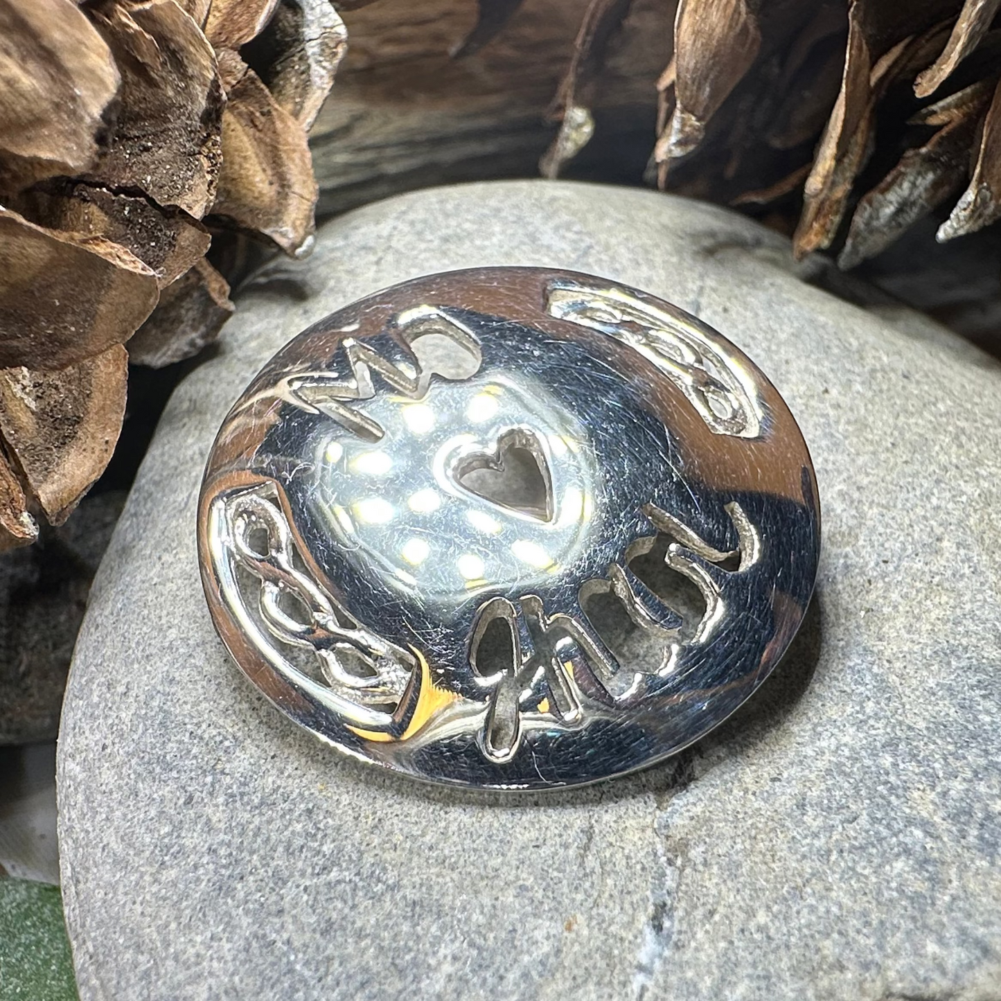 Gaelic "My Love" Brooch - Handmade in Scotland — view 6