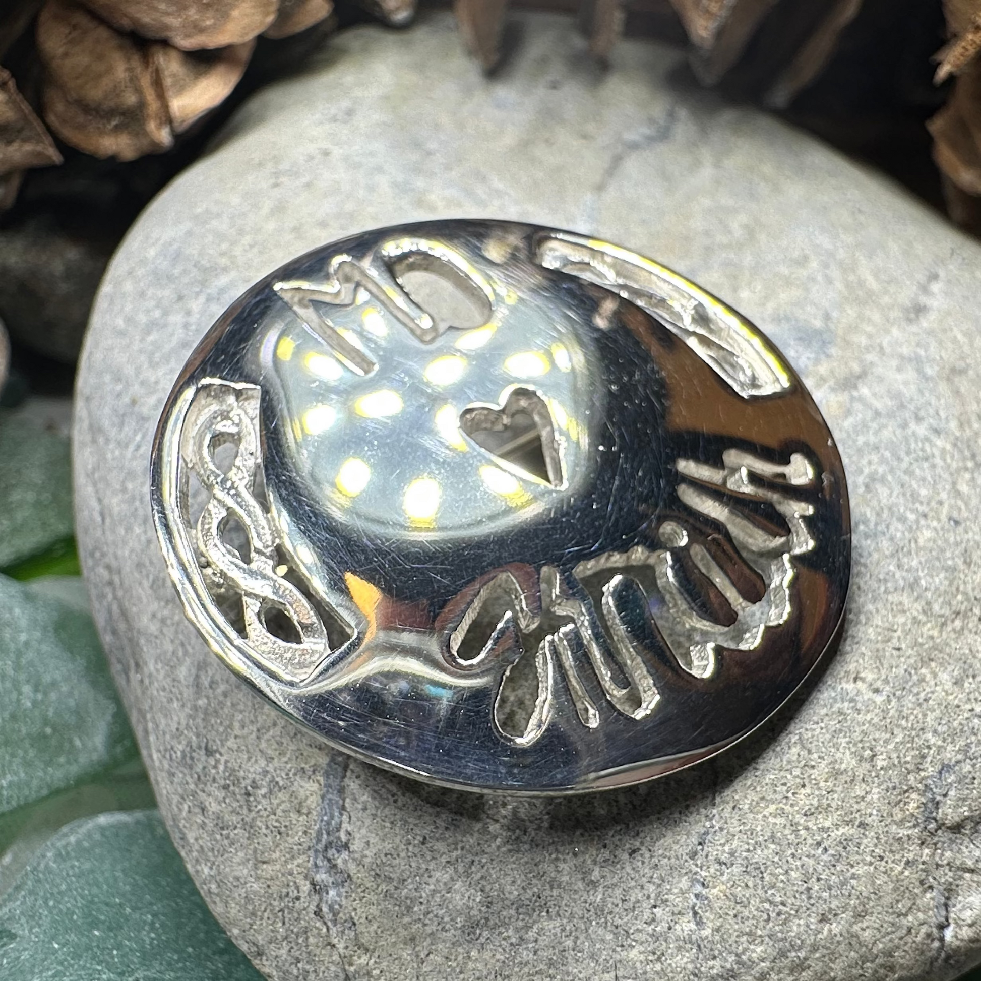 Scottish Gaelic "My Darling" Brooch - Handmade in Scotland — view 7