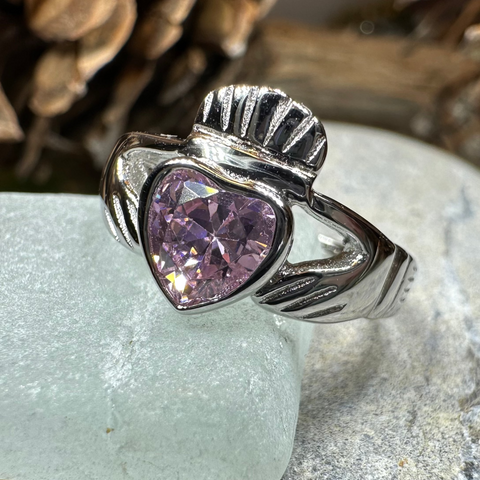 Load image into Gallery viewer, Pink Sapphire Claddagh Ring
