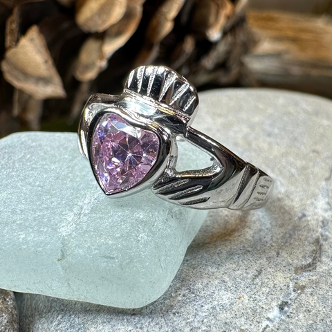 Load image into Gallery viewer, Pink Sapphire Claddagh Ring

