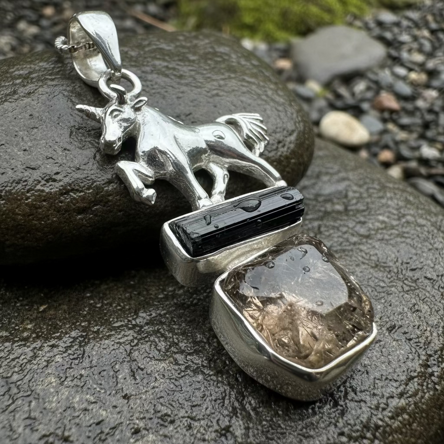 Skyprancer Unicorn Necklace