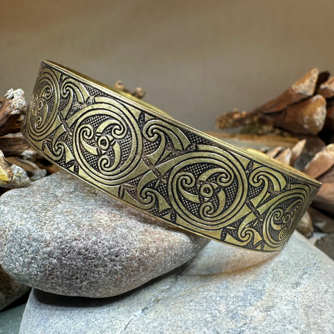 Load image into Gallery viewer, Evolution Bronze Celtic Cuff Bracelet
