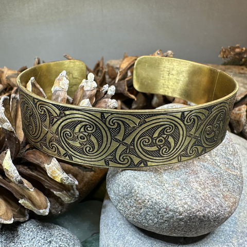 Load image into Gallery viewer, Evolution Bronze Celtic Cuff Bracelet
