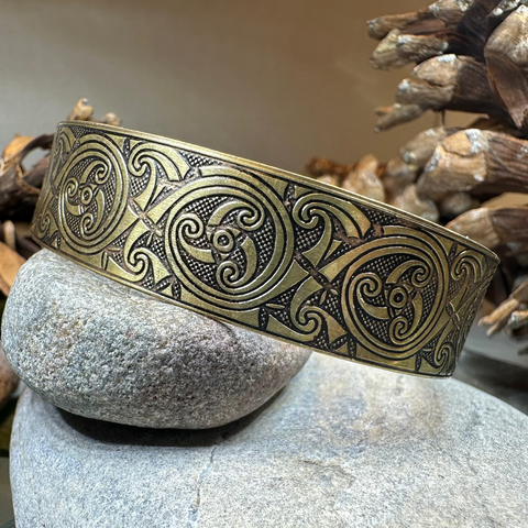 Load image into Gallery viewer, Evolution Bronze Celtic Cuff Bracelet
