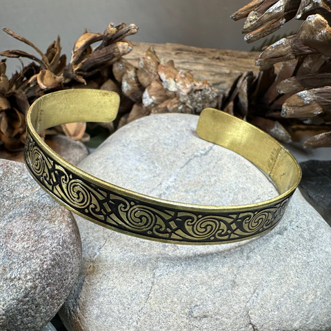 Load image into Gallery viewer, Pictish Bronze Cuff Bracelet
