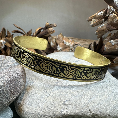 Load image into Gallery viewer, Pictish Bronze Cuff Bracelet
