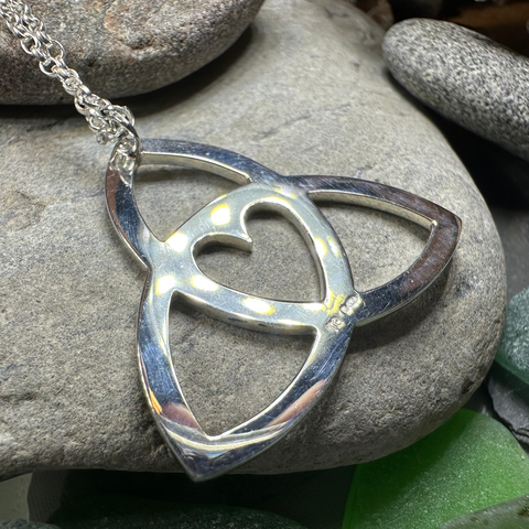 Load image into Gallery viewer, Gabrielle Trinity Knot Heart Necklace
