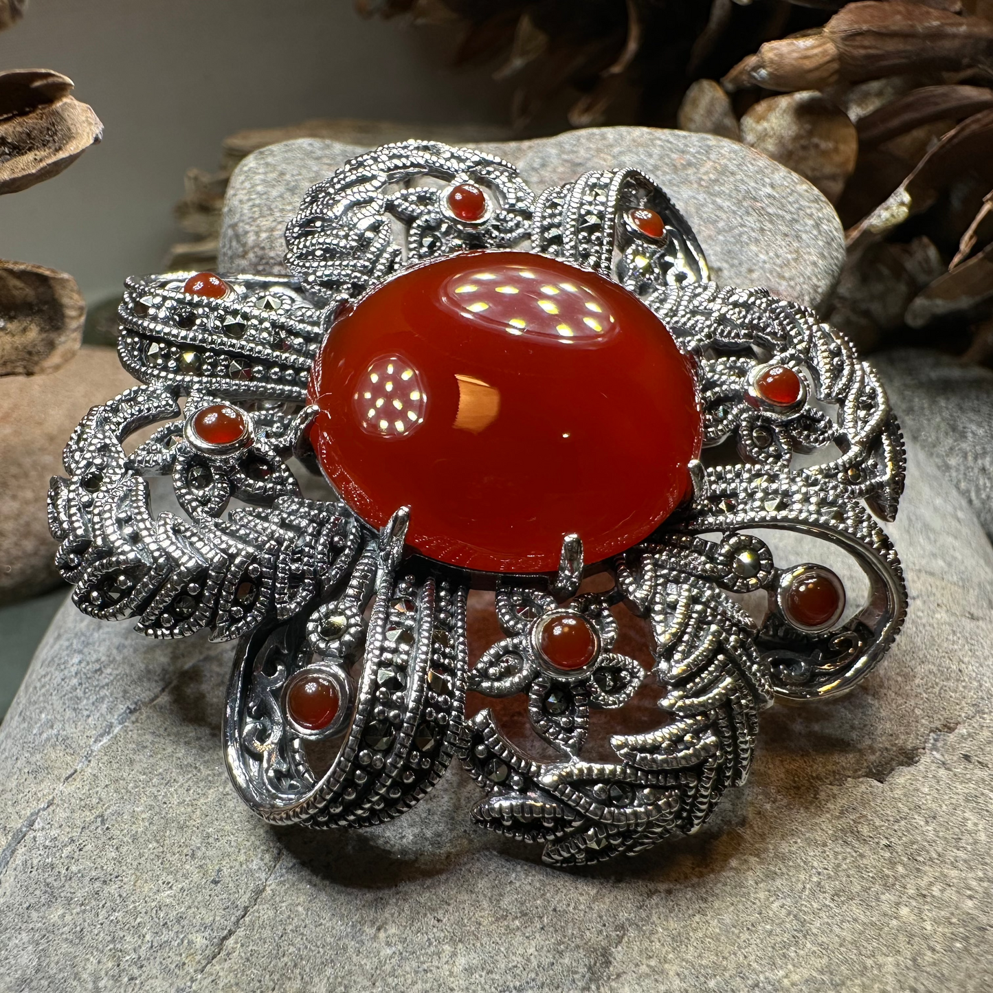 Ríona Celtic Knot Brooch — view 2
