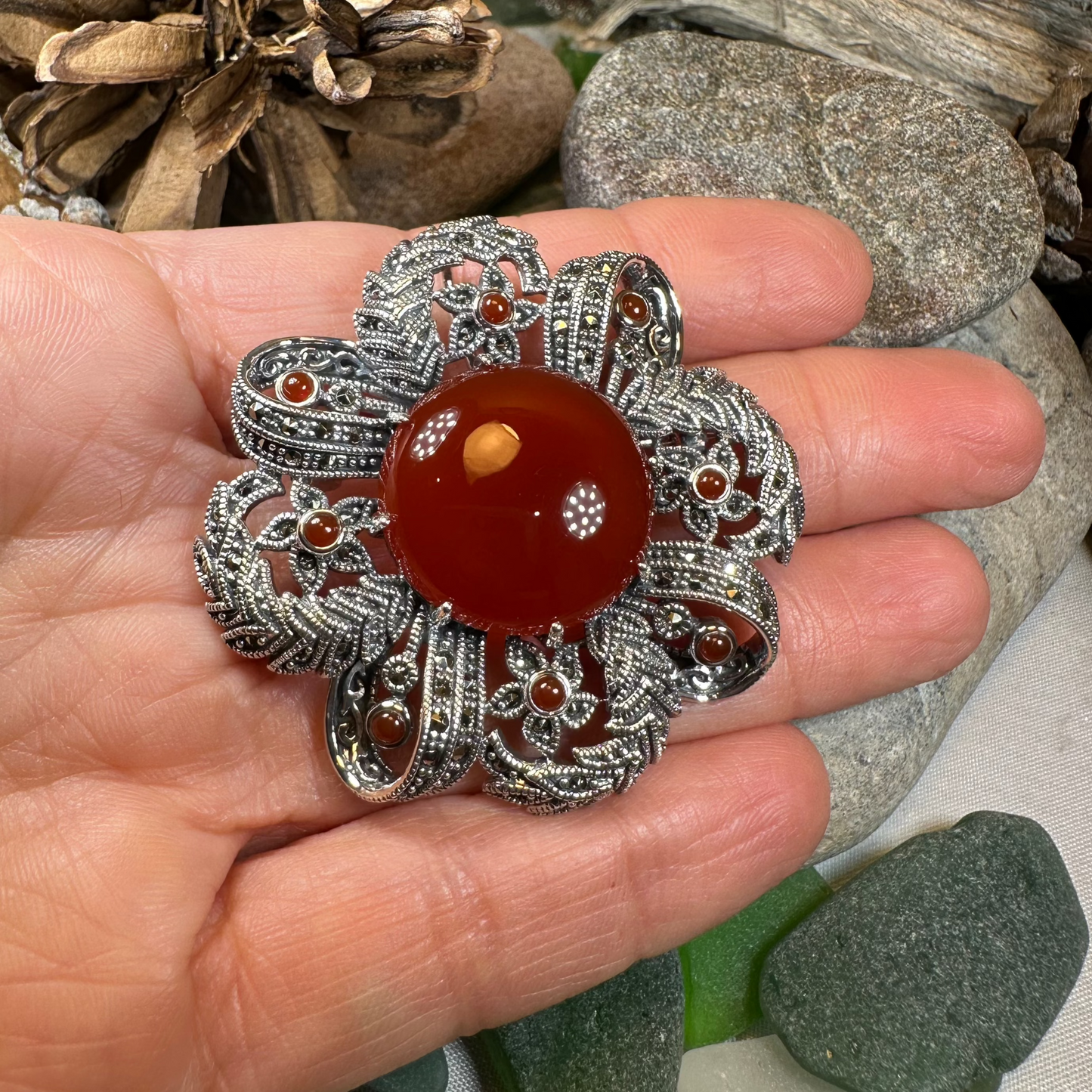 Ríona Celtic Knot Brooch — view 6