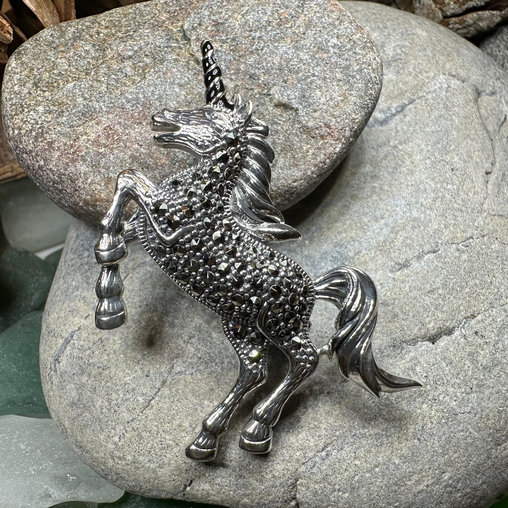 Prancing Unicorn of Scotland Pin — view 7