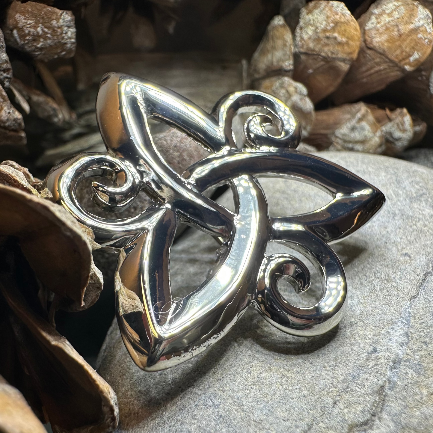 Ritona Celtic Spiral Trinity Knot Brooch