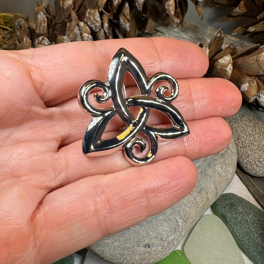 Ritona Celtic Spiral Brooch