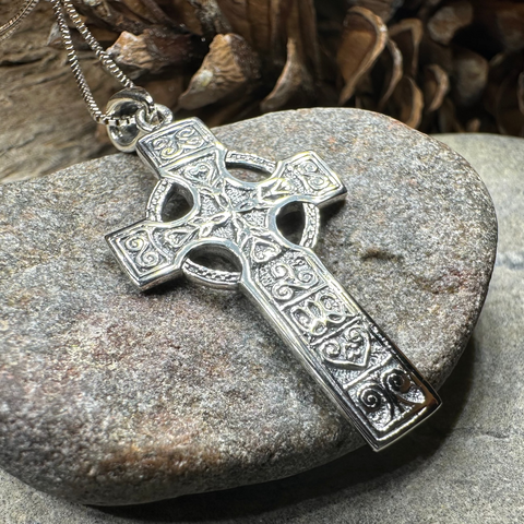 Load image into Gallery viewer, Columba Celtic Cross Necklace
