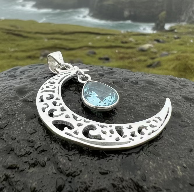 Riana Moon Necklace in sterling silver