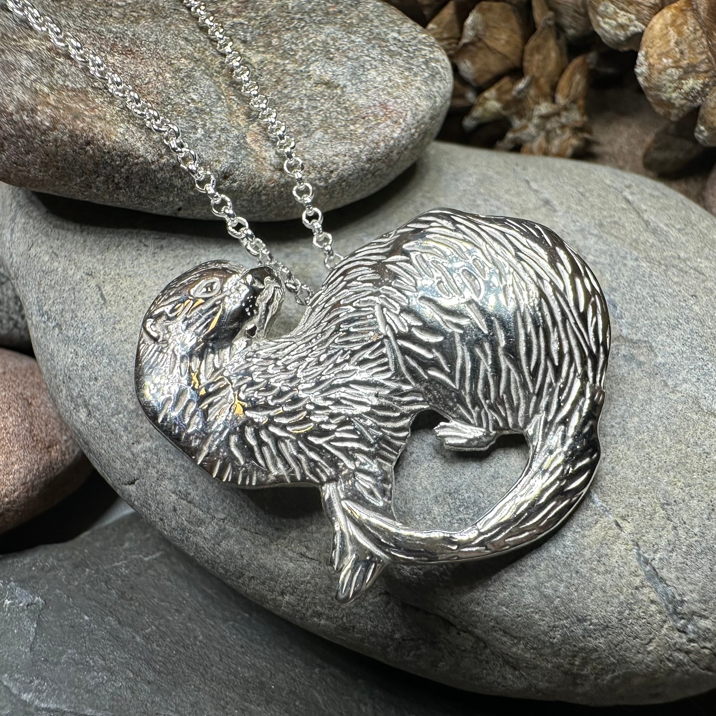 Dratsie Scottish Otter Necklace - Handmade in Scotland