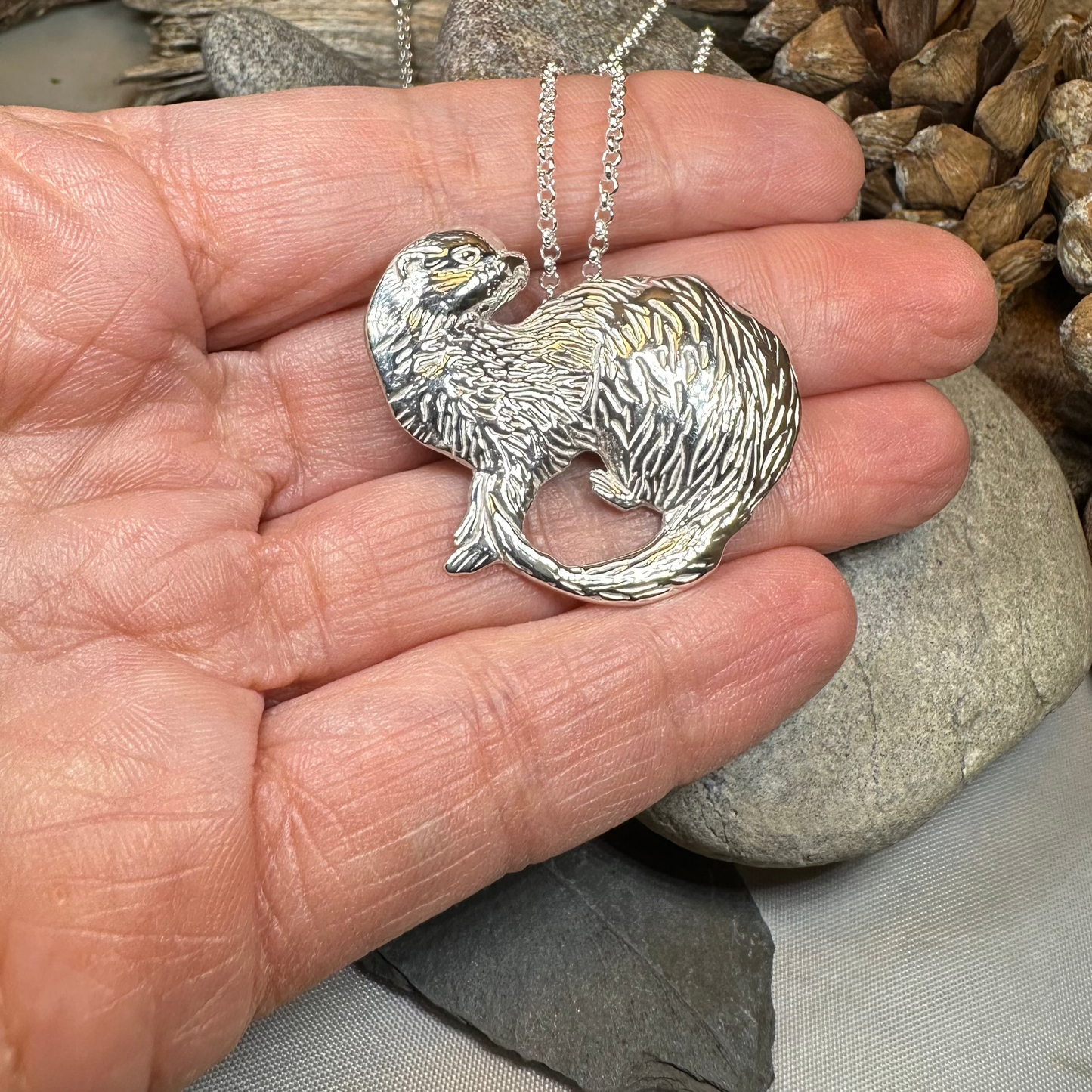Dratsie Scottish Otter Necklace - Handmade in Scotland